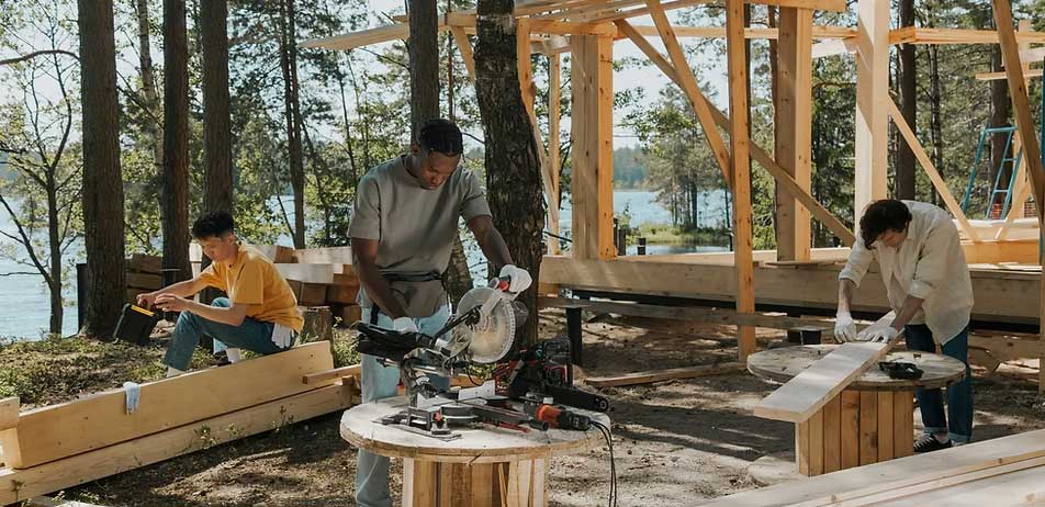 BSV Veterans Working on Construction